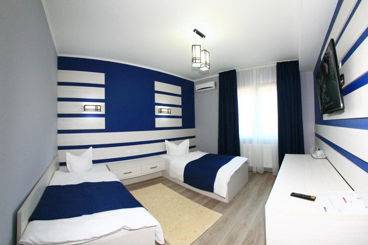 Отель Hotel Sheriff Бистрица