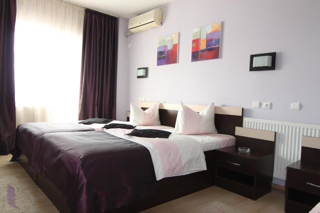 Отель Hotel Sheriff Бистрица